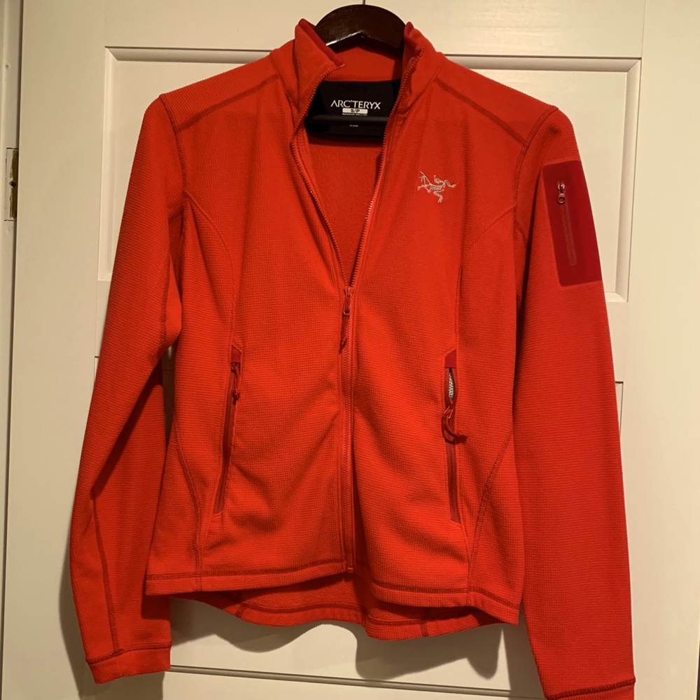 Arc’teryx Delta LT full zip jacket